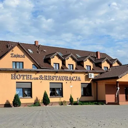 Staropolski Inn *