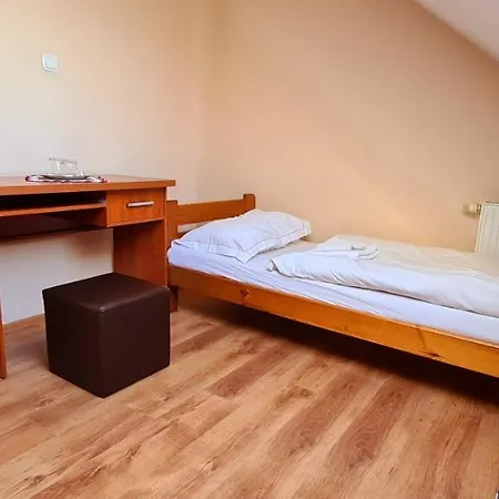 Staropolski Inn *