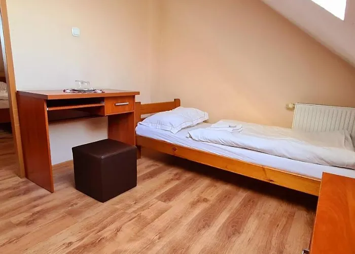 Staropolski Zajazd *